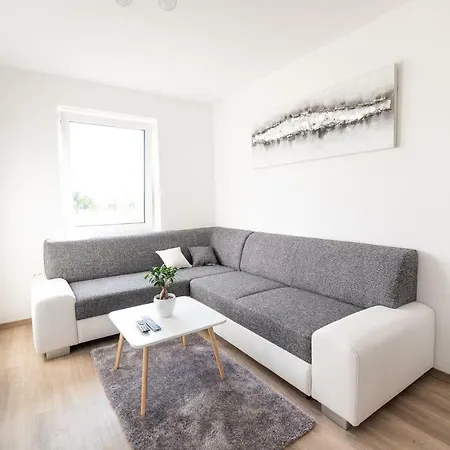 Gala House Apartmán Lesce (Upper Carniola)