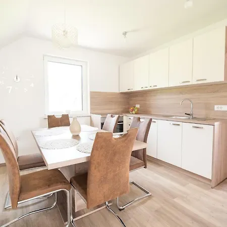 Gala House Lesce (Upper Carniola)