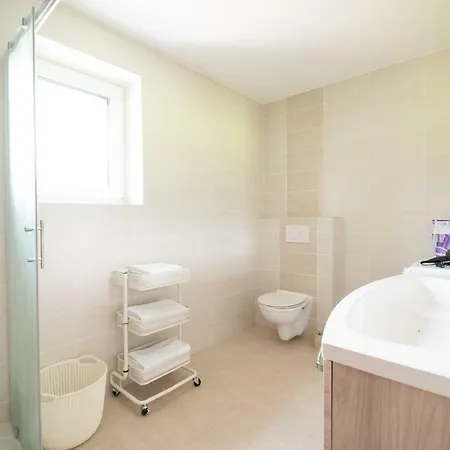 Gala House Lesce (Upper Carniola)